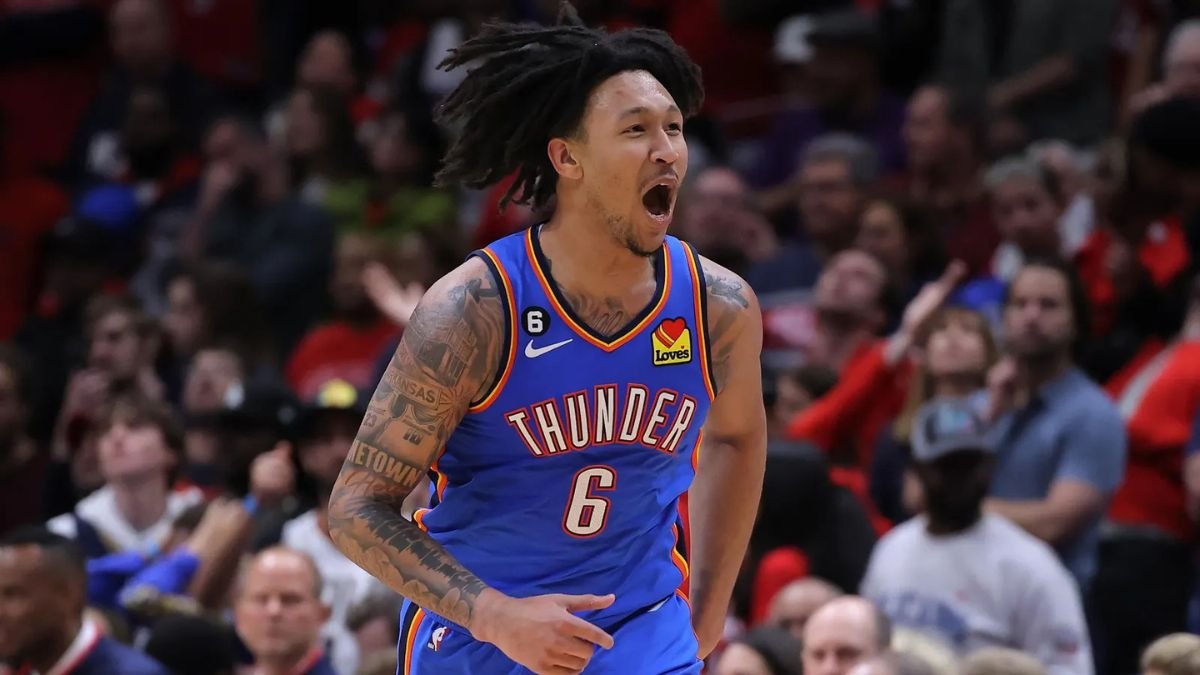 Jaylin Williams brille avec 14 rebonds lors de la victoire du Thunder contre les Warriors