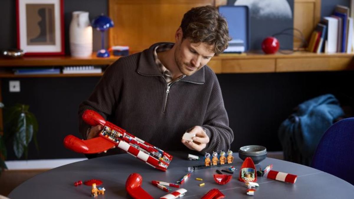 Tintin et sa fusée lunaire deviennent un set Lego : une première pour la BD franco-belge